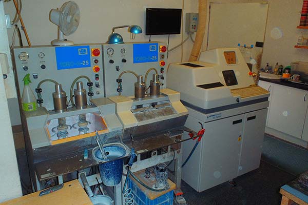 Laboratory machines